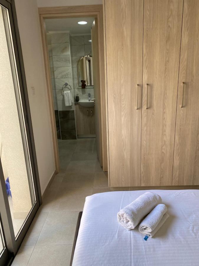 Modern City Center Apartment Saripolou 2 Limassol Exteriör bild